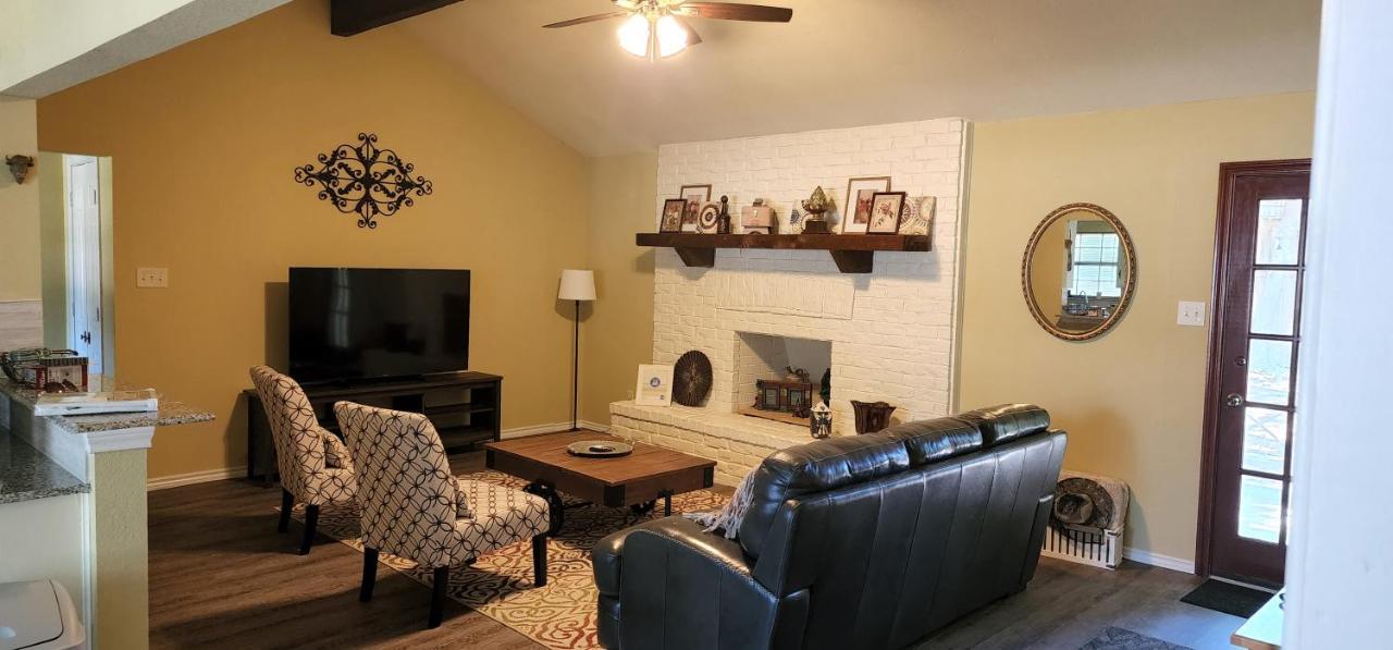 The Cozy Corner House At Haltom City Texas Exterior foto